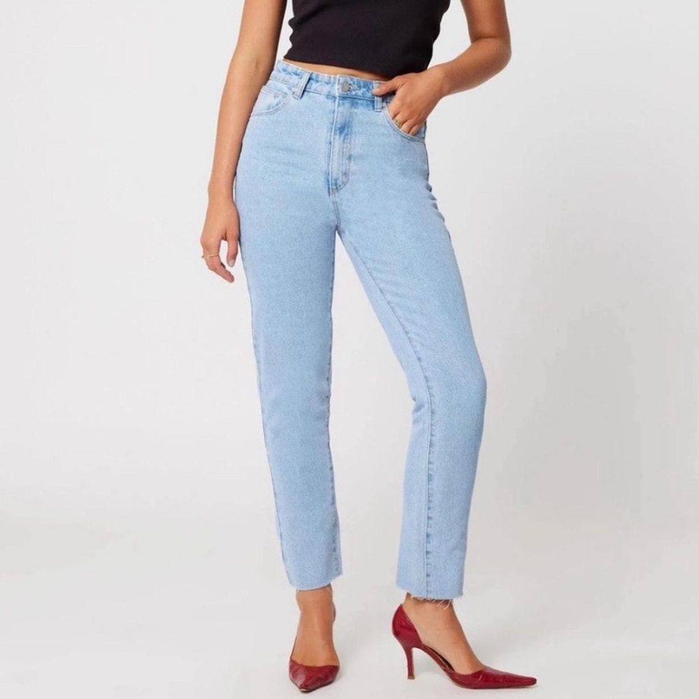 Classic Light Blue Women's Jeans